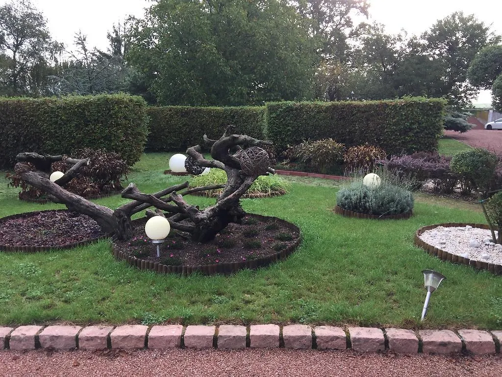 La Batisse De Jailly Bed & Breakfast Notre-Dame-de-Boisset 0*,  France